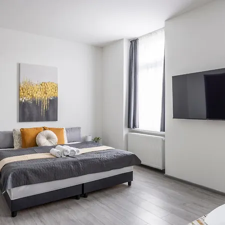 Appartement Exclusive & Grand W' 4bedrm, 3bathrm Boedapest