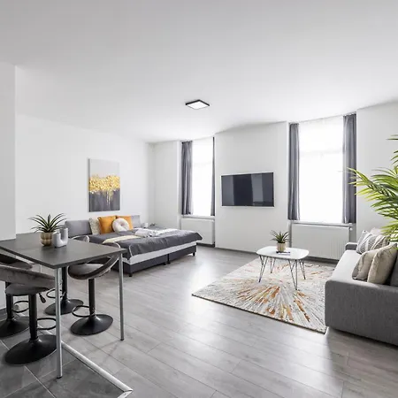 Lejlighed Exclusive & Grand W' 4bedrm, 3bathrm *